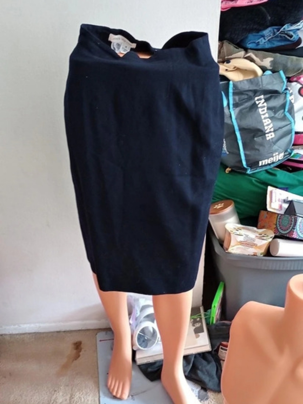 Jones New York Vintage Worsted Wool Pencil Skirt Black Size 8